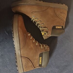 DeWalt Men's Work Boot – Size 13M BRAND NEW